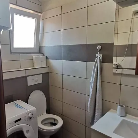 Two Bedroom With Terrace And Sea View Apartman Trogir