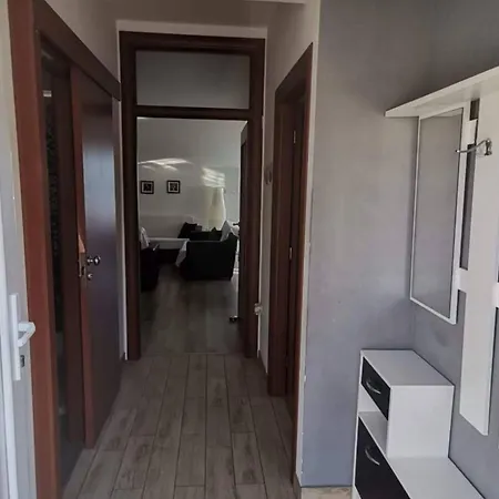 Two Bedroom With Terrace And Sea View *